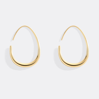 stylehess Fluid Hoop Earrings with Polished Finish - detail